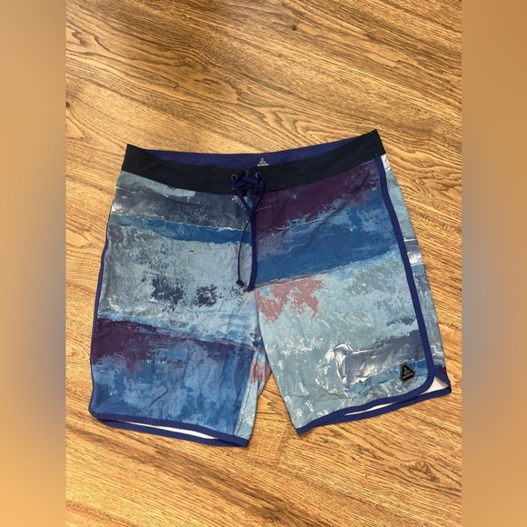 Men’s Prana Board Shorts Size 38 EUC - Picture 1 of 8
